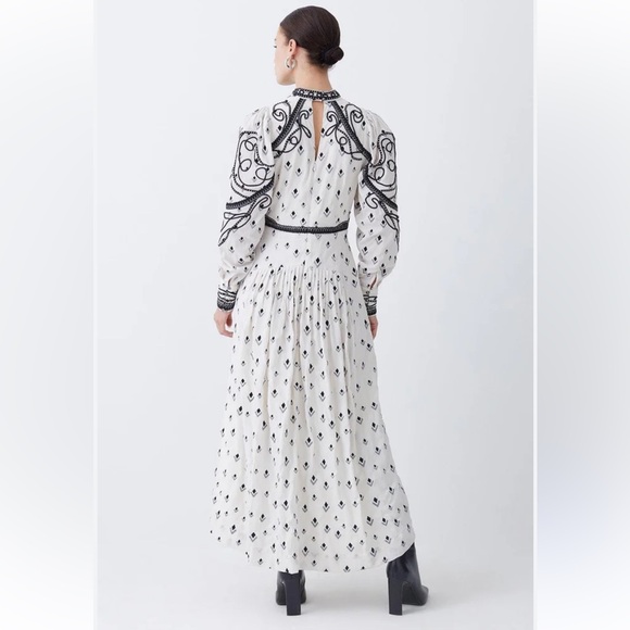 Karen Millen Monochrome Embroidered Dress - Picture 4 of 7